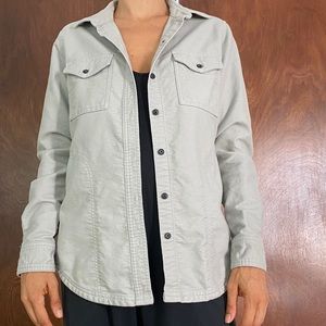 Organic cotton heavy duty button up shirt.